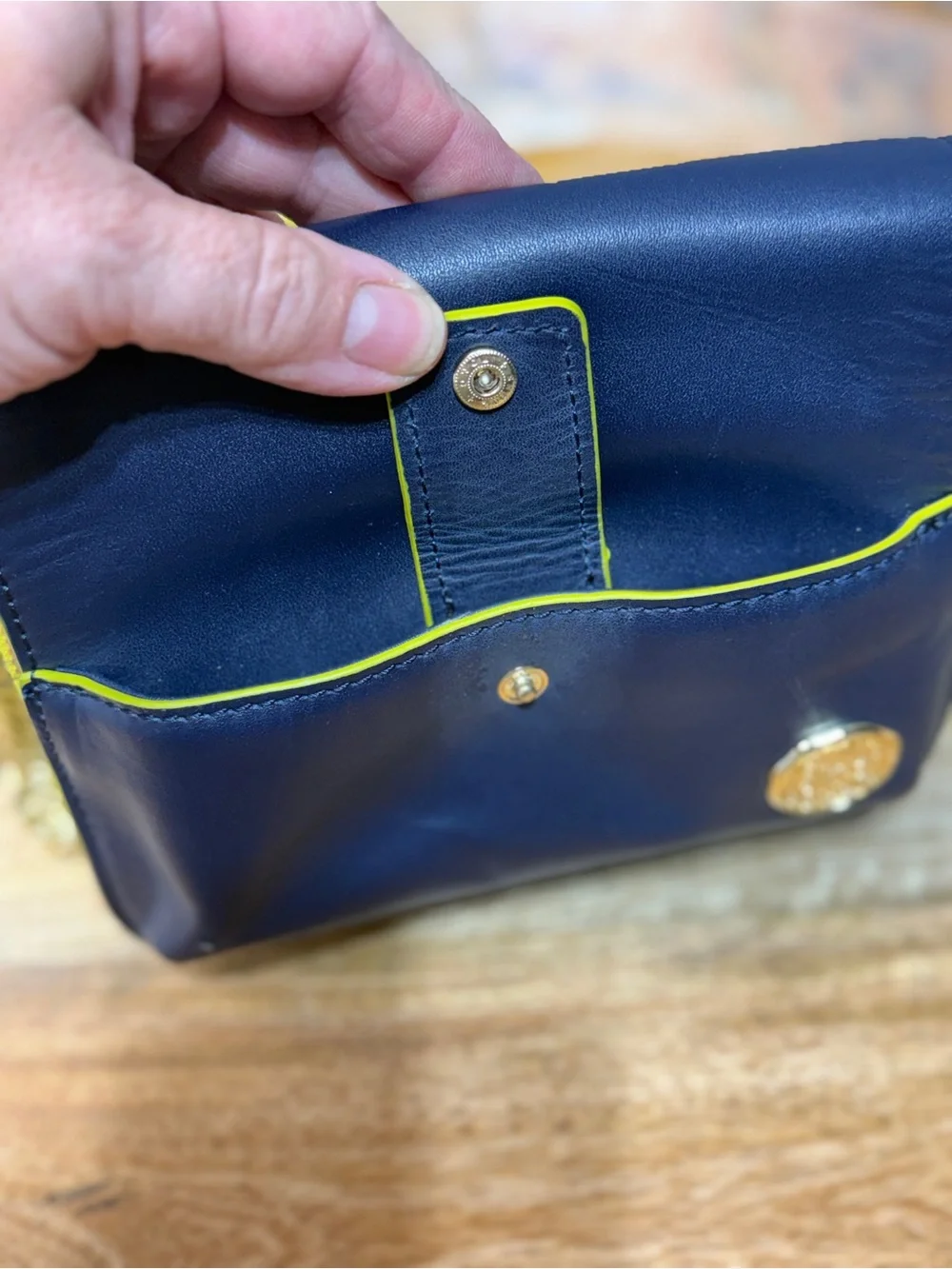 Mini Crossbody Bag Vince Camuto Navy Neon Lime Preppy Gold Chain Purse